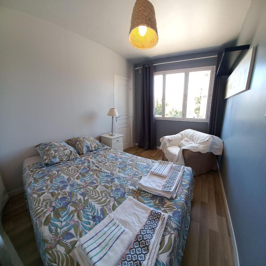 "L'Hippocampe", Climatise, 60 M2 , 2 Chambres, Tres Calme, Plage Des Sablettes Et Commerces A 3 Minutes A Pied, Wifi, Parking Gratuit, Lit King Size Ла Сен-сюр-Мер Екстериор снимка