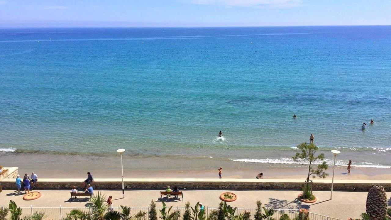 "L'Hippocampe", Climatise, 60 M2 , 2 Chambres, Tres Calme, Plage Des Sablettes Et Commerces A 3 Minutes A Pied, Wifi, Parking Gratuit, Lit King Size Ла Сен-сюр-Мер Екстериор снимка